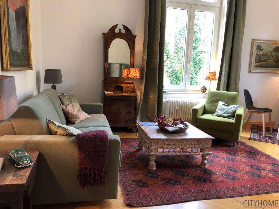 Viktoriastraße, sehr schöne Altbauwohnung in Villenlage