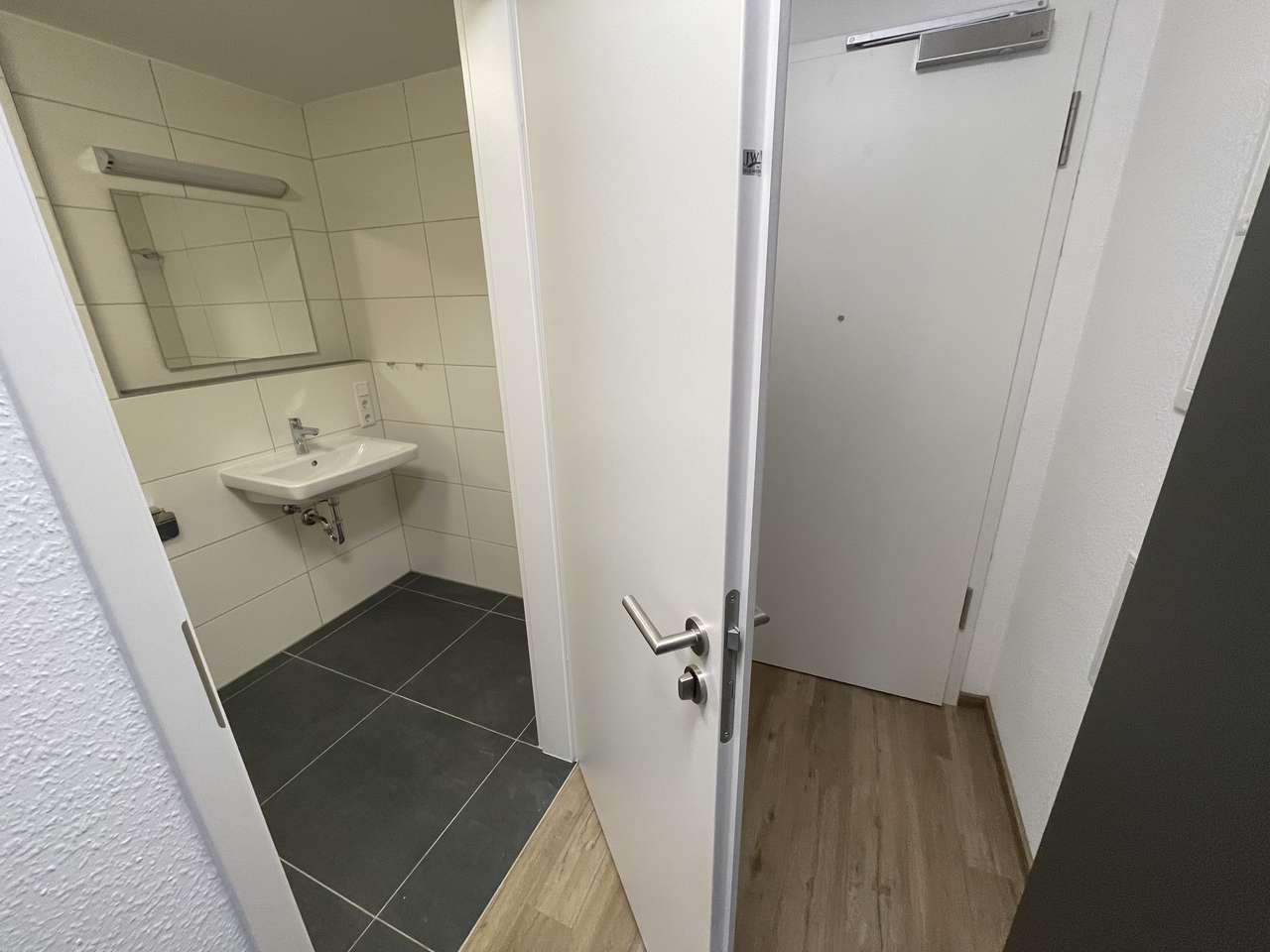 Kantstraße, Apartment in super Lage, direkt neben der UNI!