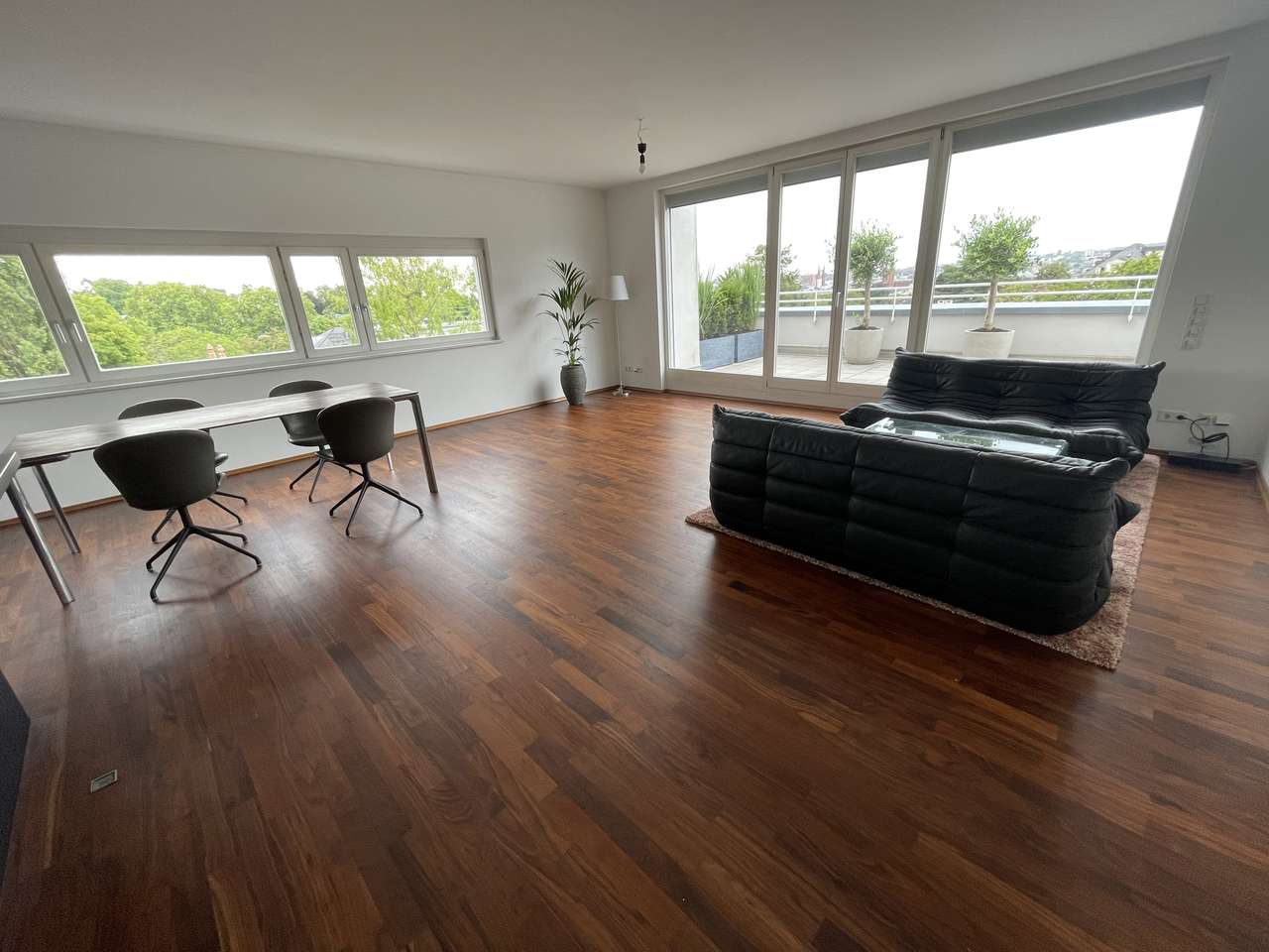 Richard Wagner Straße, echtes Penthaus mit großer Terrasse und Blick auf die City!