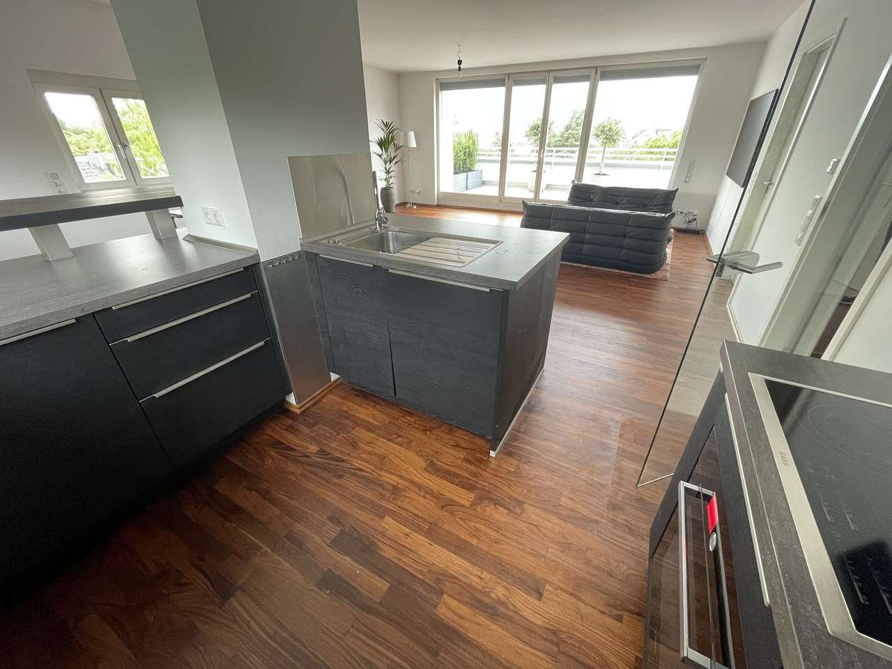 Richard Wagner Straße, echtes Penthaus mit großer Terrasse und Blick auf die City!