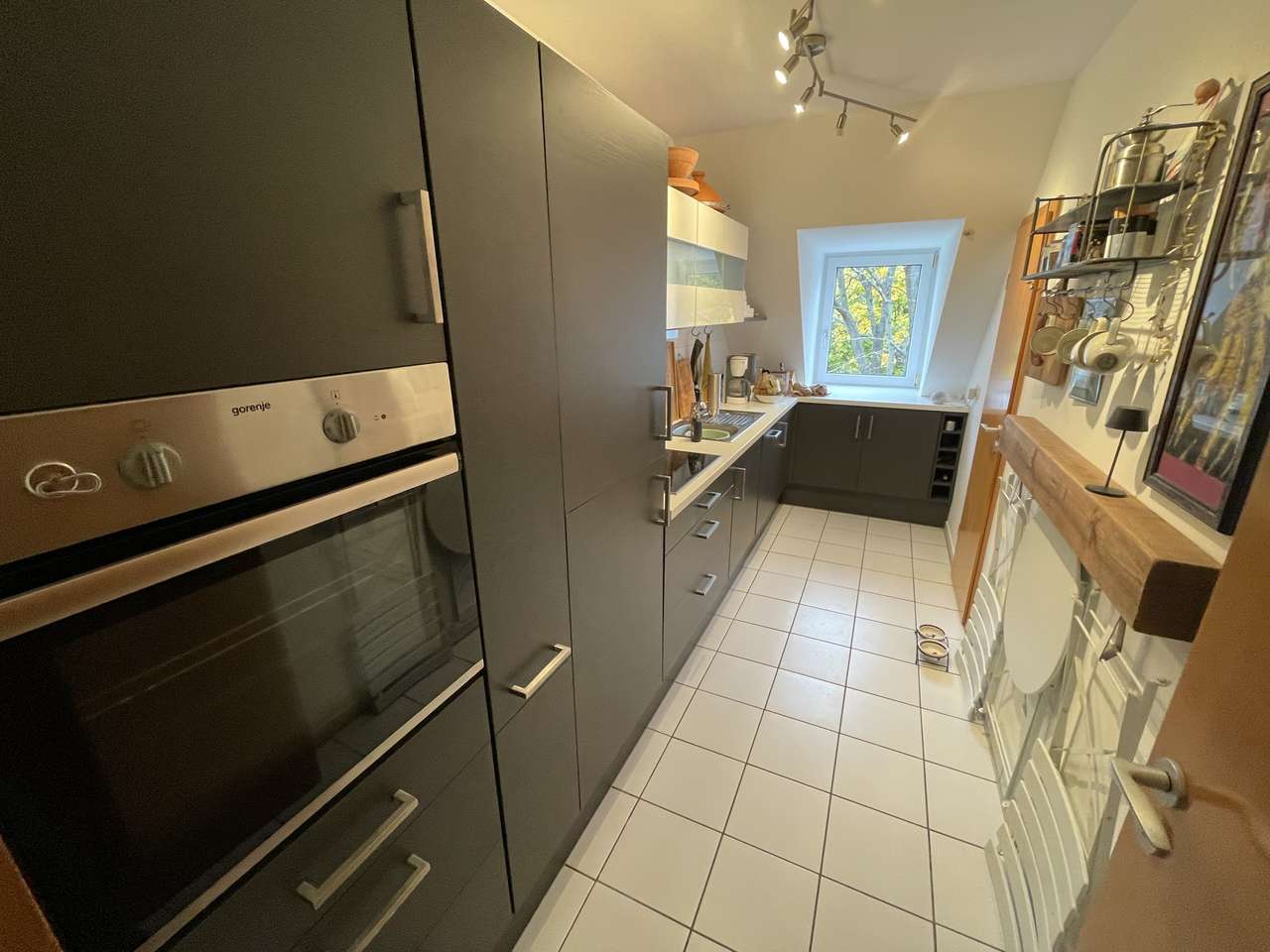 Dr. Karl Schramm Straße, viel Platz, viel Licht, Balkon, Parkplatz