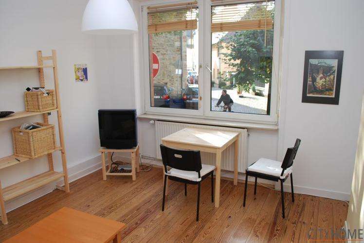 Wiesbaden: Talstraße, ruhige Ortskernlage von Wiesbaden-Sonnenberg 