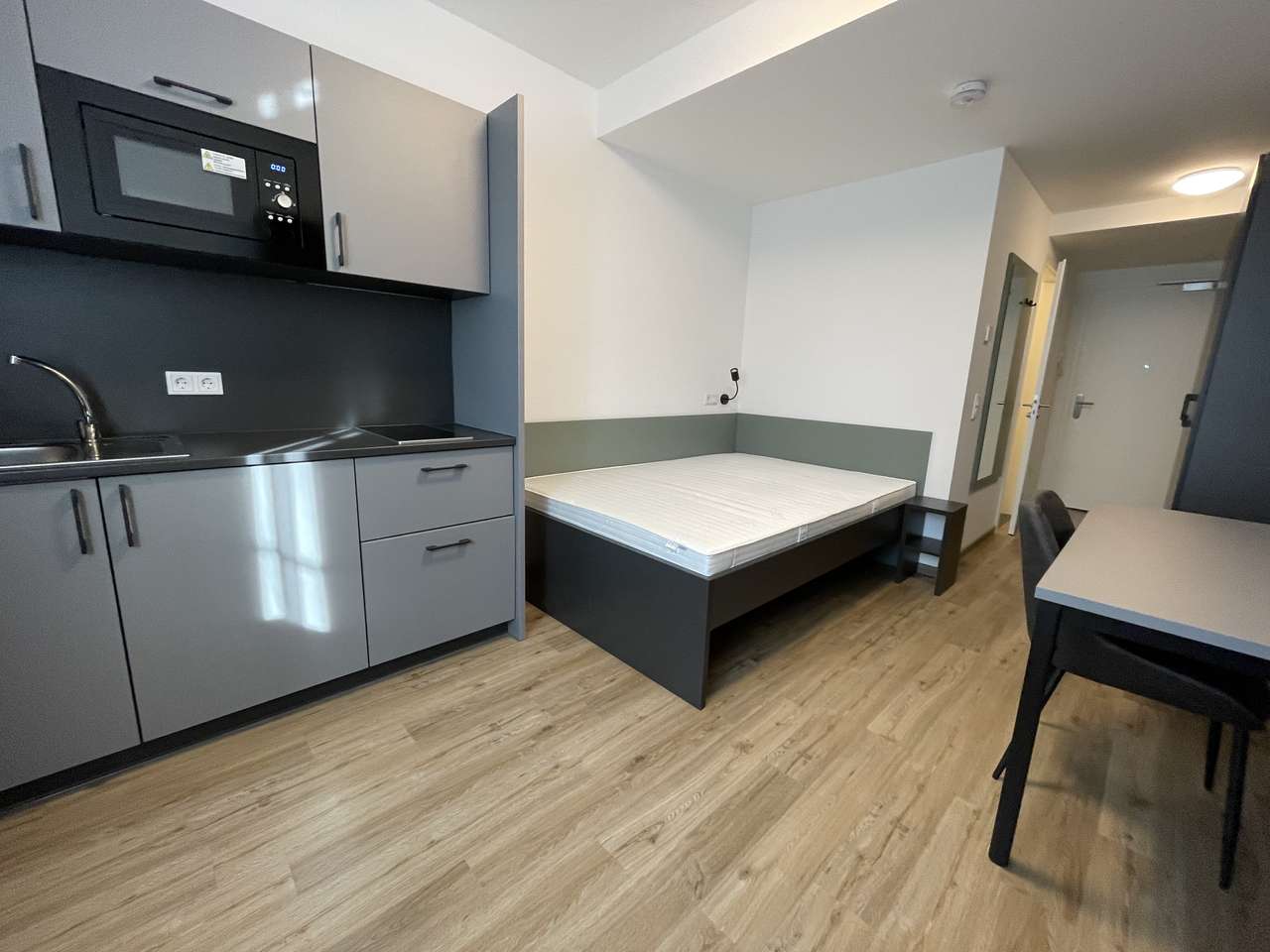 Mainz: Kantstraße, Apartment in super Lage, direkt neben der UNI! 