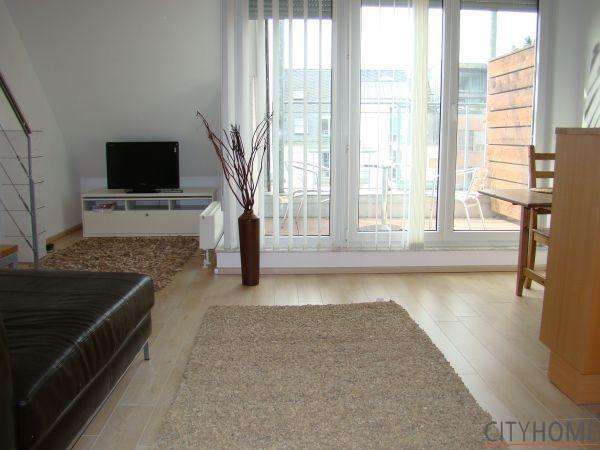 Wiesbaden: Teutonenstraße, schöne Maisonette mit Balkon, Garage optional 