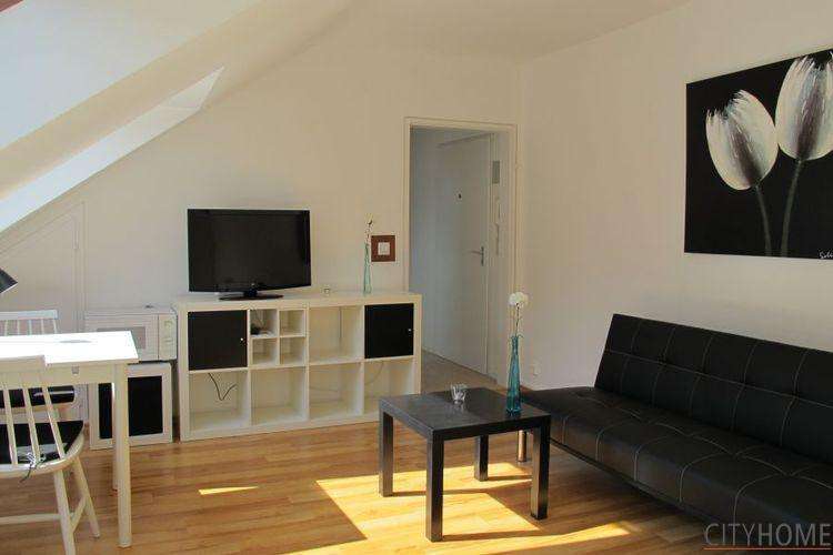 Wiesbaden: Von Leyden Straße, ruhiger, citynaher Wohnlage mit Parkplatz 