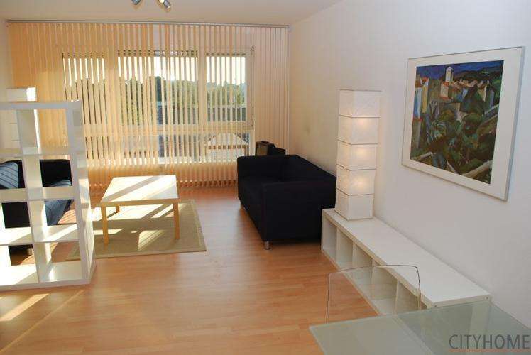 Wiesbaden: City-Home.de: Großzügige, helle 2-ZKB nahe Zentrum, Garage anmietbar 