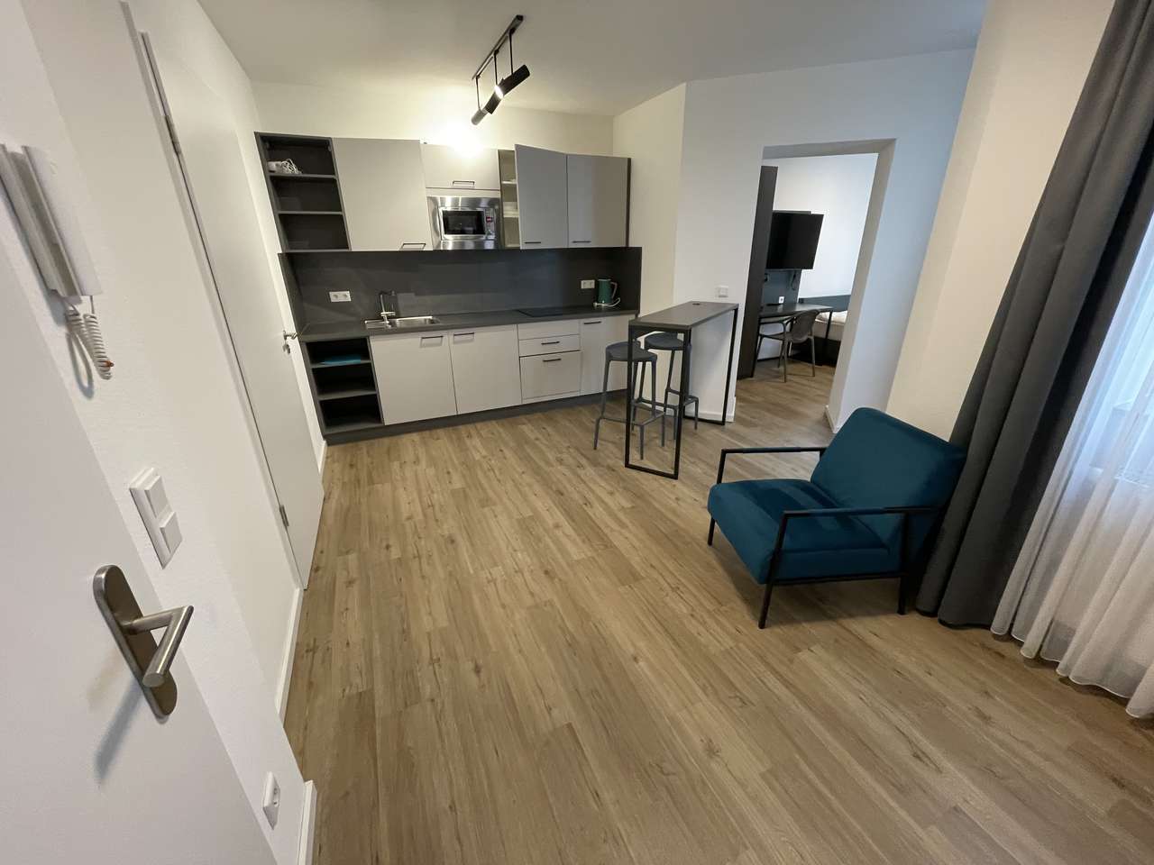 Wiesbaden: Schulgasse, super Lage, mitten in der City! 