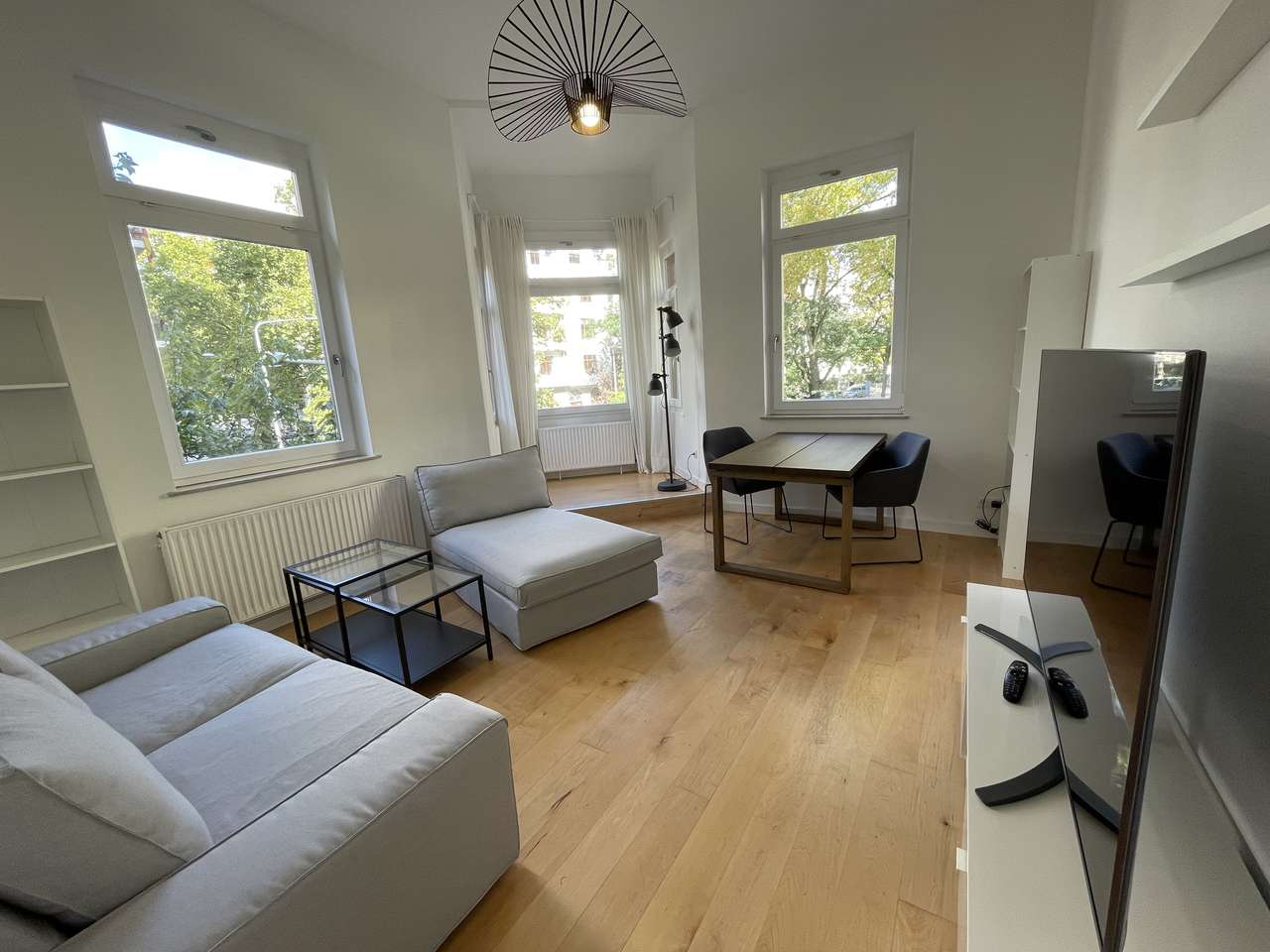 Wiesbaden: Tolle, helle Altbauwohnung nahe City 