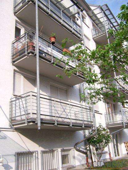 Waldstraße, großzügiges Apartment Garage auf Wunsch
