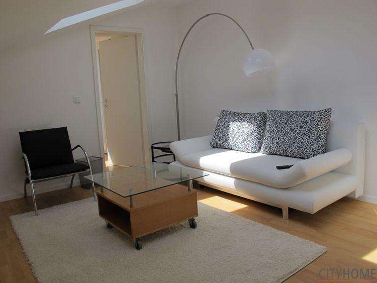 Wiesbaden: Taunusstraße, mitten im Zentrum aber ruhig im Hof, mit W-Lan 