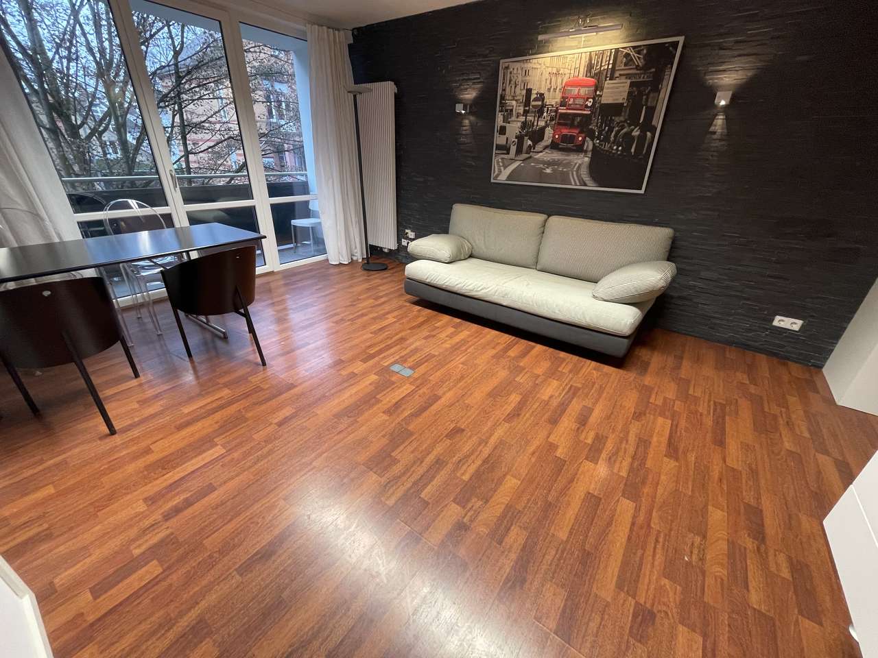 Wiesbaden: Viktoriastraße, gepflegte Wohnung in zentraler Villenlage 