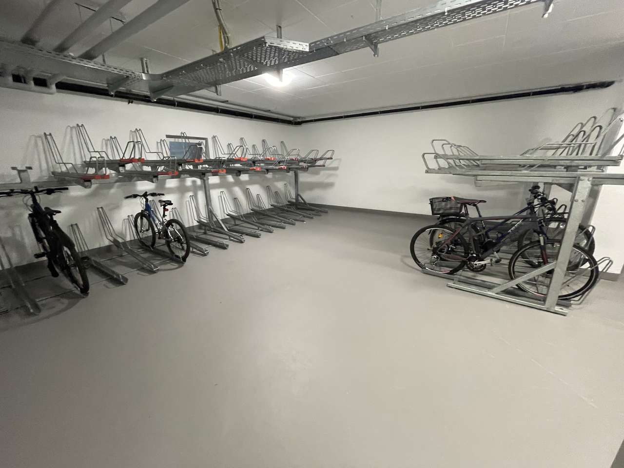 Kantstraße, Apartment in super Lage, direkt neben der UNI!