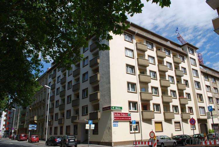 Kaiserstraße, klasse Apartment mit Balkon nahe Bahnhof
