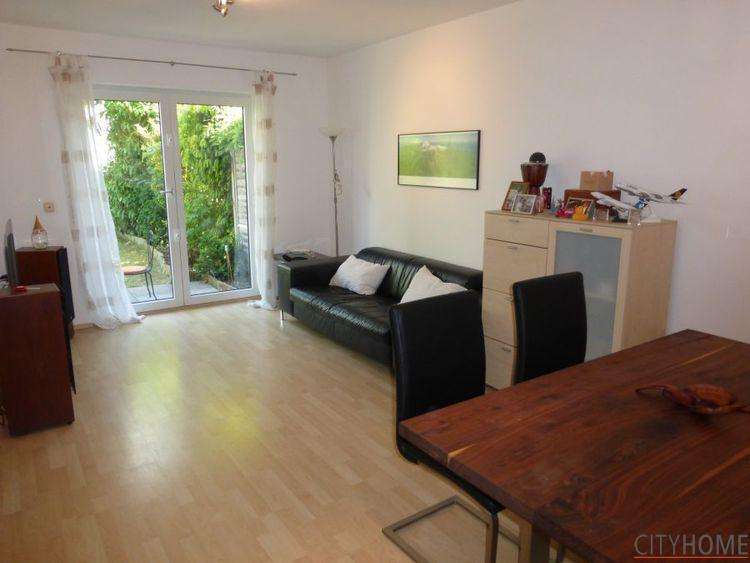 Mainz: City-Home.de: Klasse Wohnung mit Terrasse, W-LAN und Garage in ruhiger Lage 