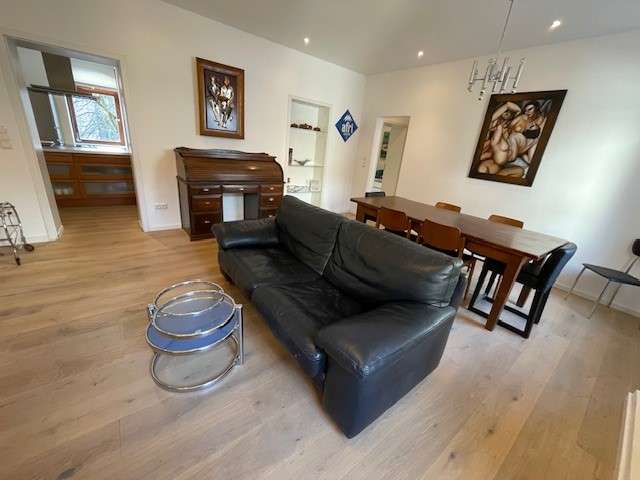 Wiesbaden: Adlerstraße nahe Römertor, ruhige Wohnung mit Gartenbenutzung 