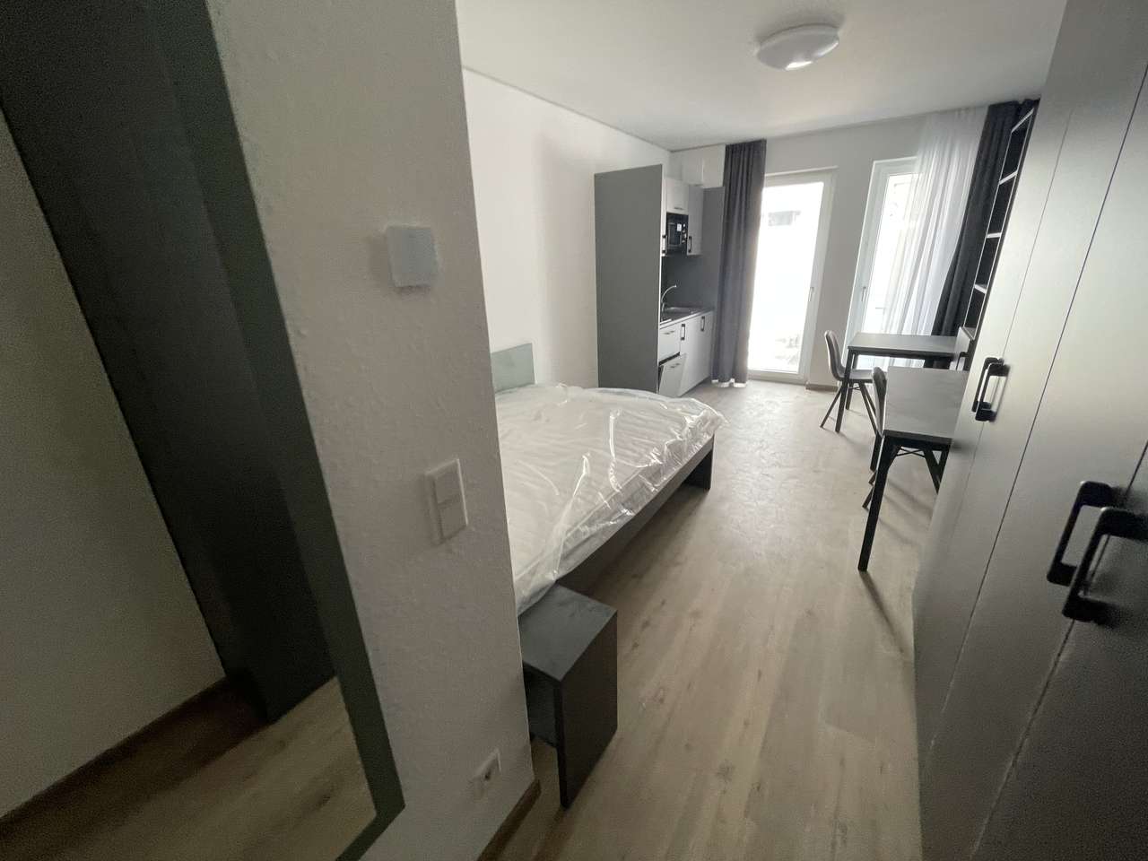 Mainz: Kantstraße, Apartment in super Lage, direkt neben der UNI! 