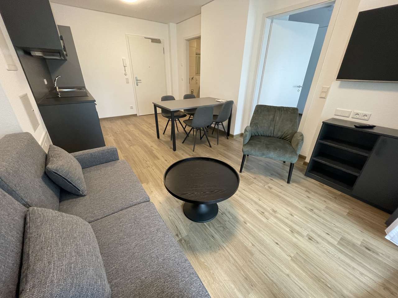 Mainz: Kantstraße, Apartment in super Lage, direkt neben der UNI! 