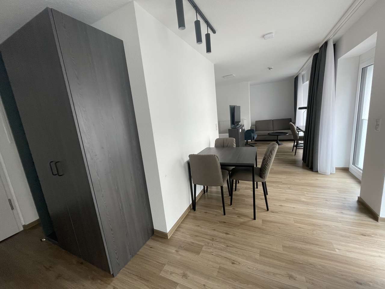 Mainz: Klarastraße, ruhig und top modern, in der Innenstadt! 