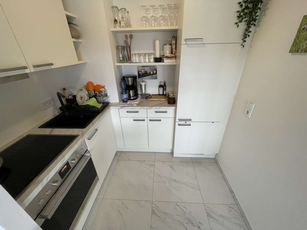 Bingertstraße, mit Balkon, super Ausstattung und eigener Waschmaschine