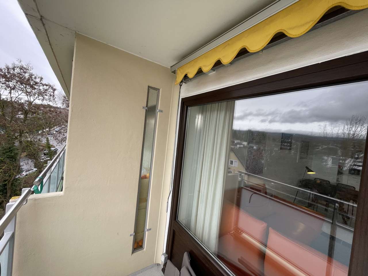 Bingertstraße, mit Balkon, super Ausstattung und eigener Waschmaschine