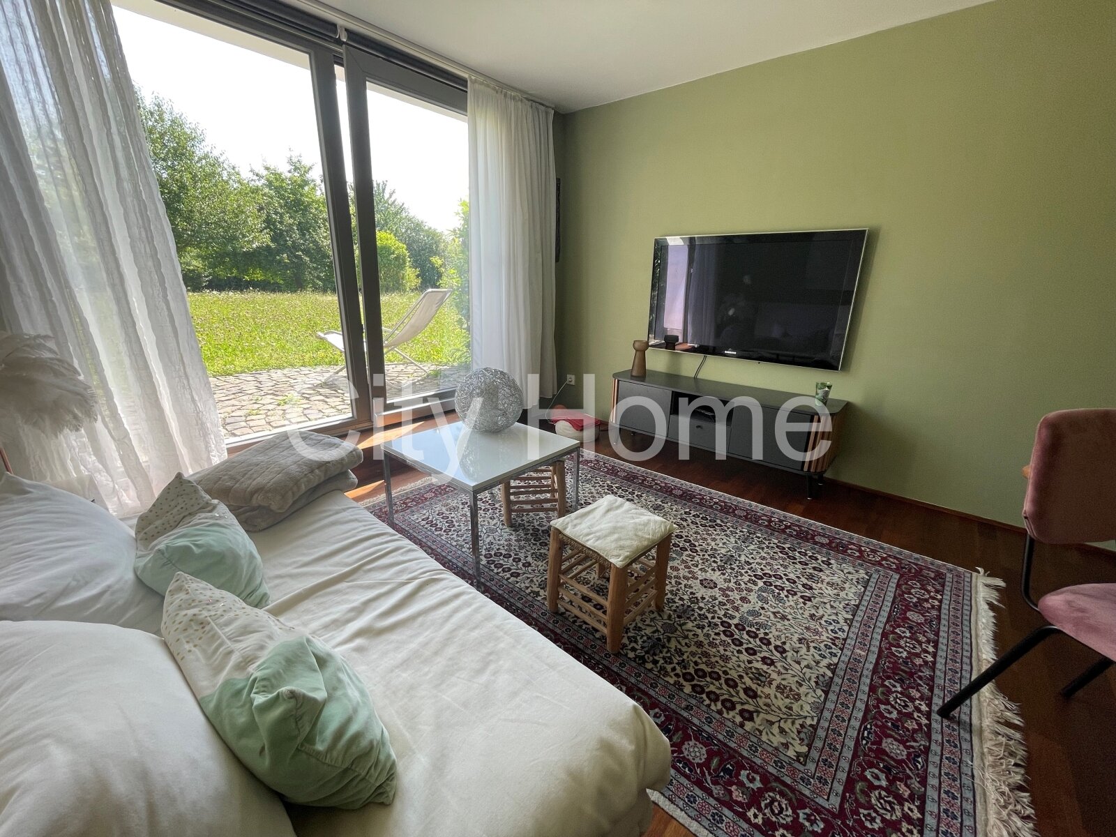 Wiesbaden: Schöne Wohnung mit Terrasse in ruhiger, verkehrsgünstiger Lage Lage 