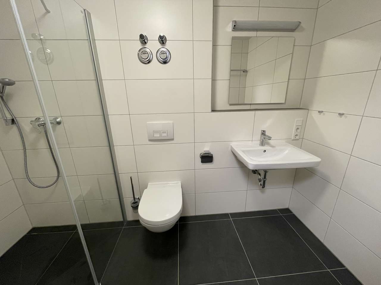 Kantstraße, Apartment in super Lage, direkt neben der UNI!