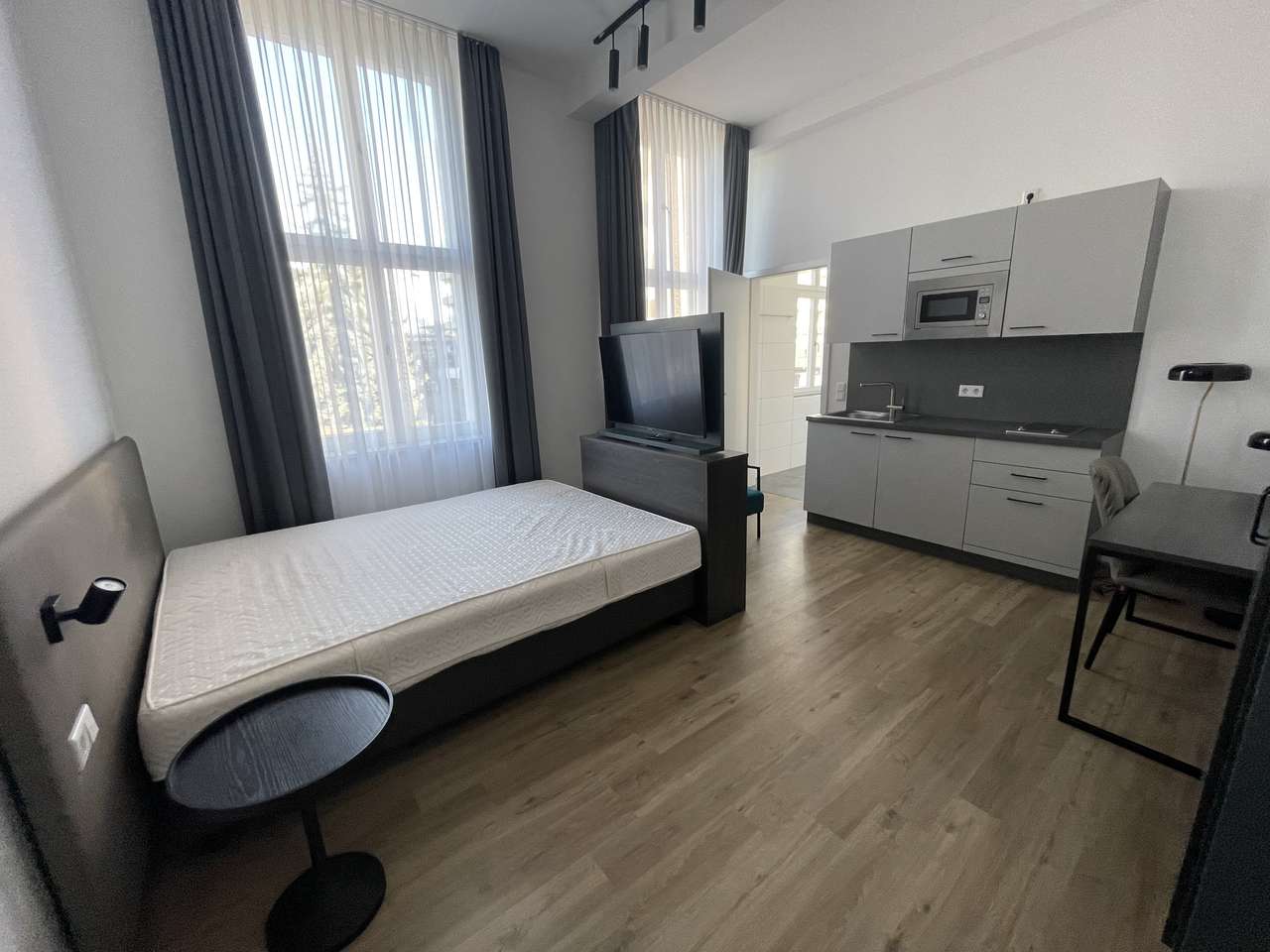 Darmstadt: Am Fürstenbahnhof, Erstbezug, WiFi, Parkplatz 