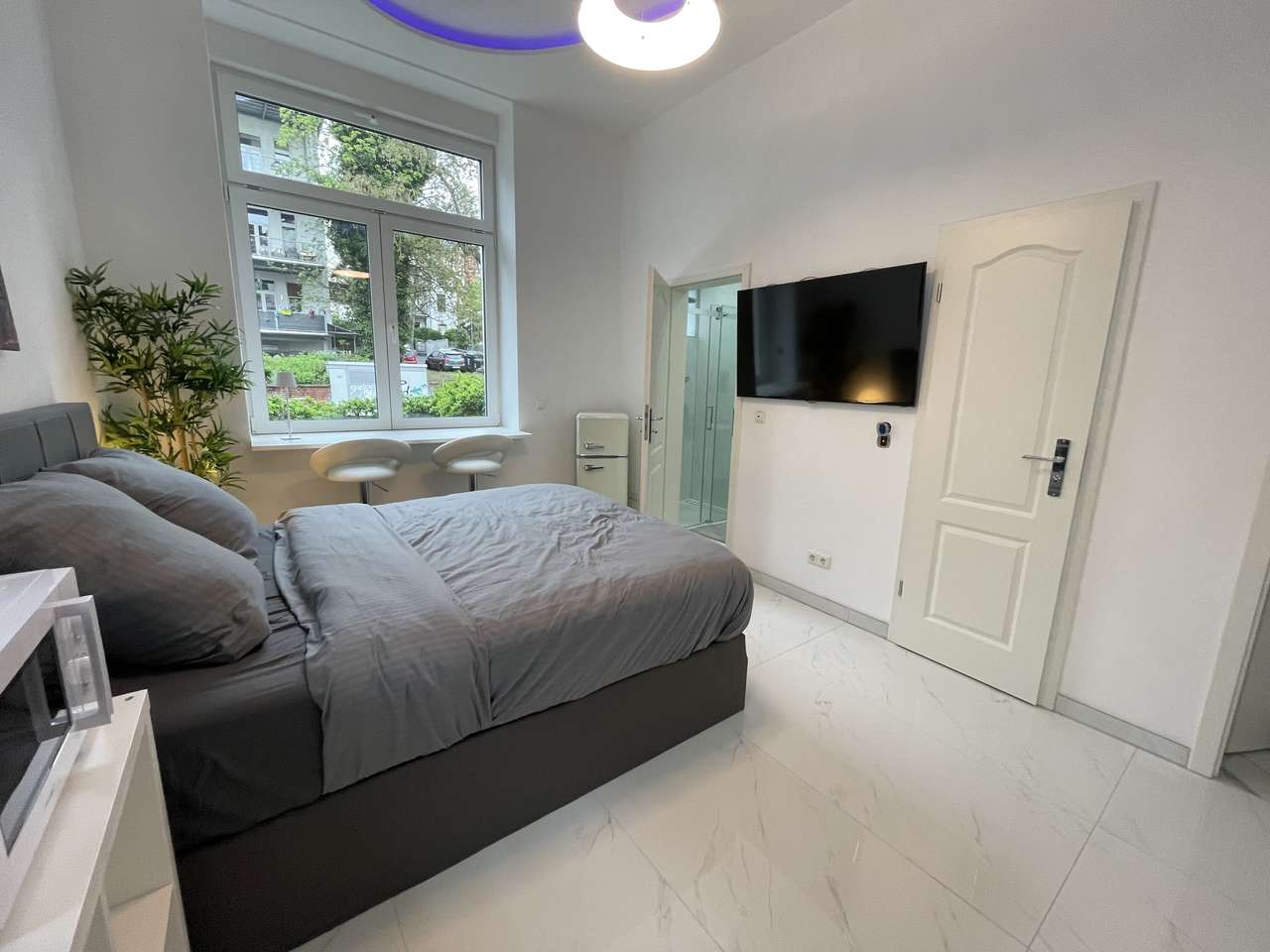 Emser Straße, mitten in Wiesbaden, top ausgestattet